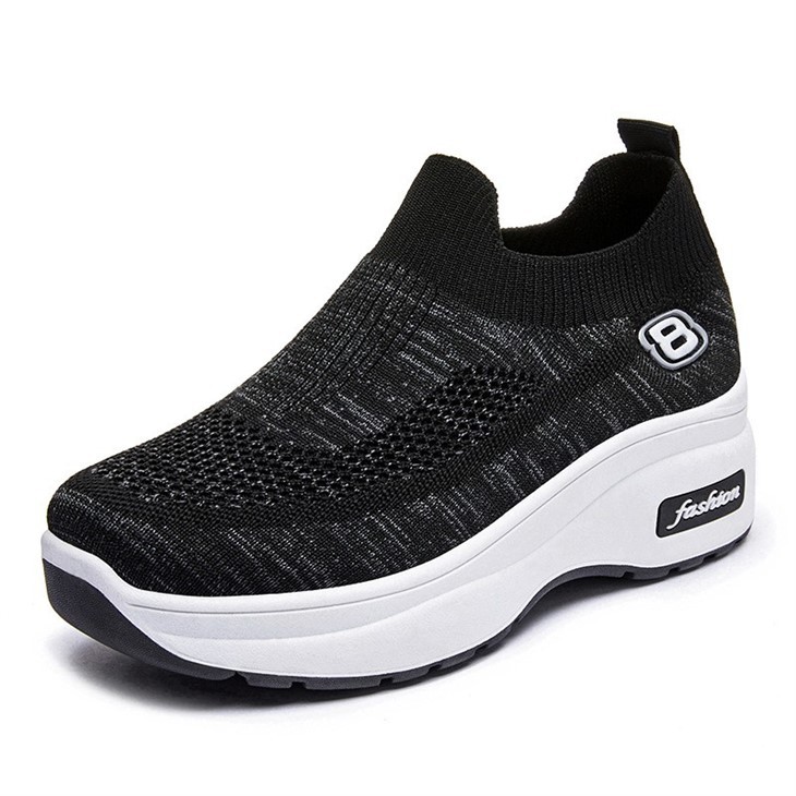 Breathable Fly-weaving Walking Shoes (2)