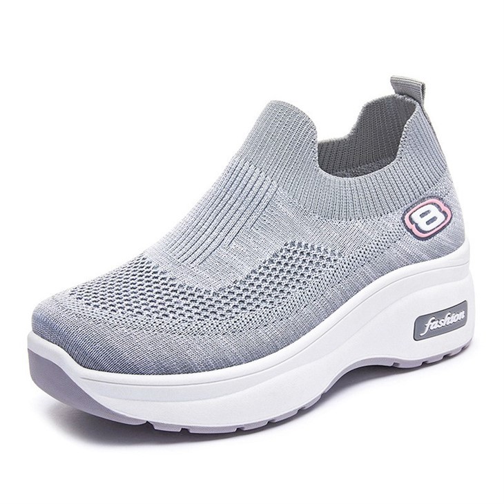 Breathable Fly-weaving Walking Shoes (3)
