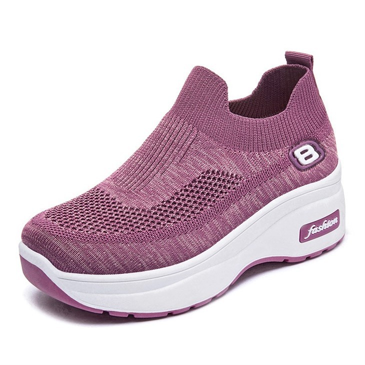 Breathable Fly-weaving Walking Shoes (4)
