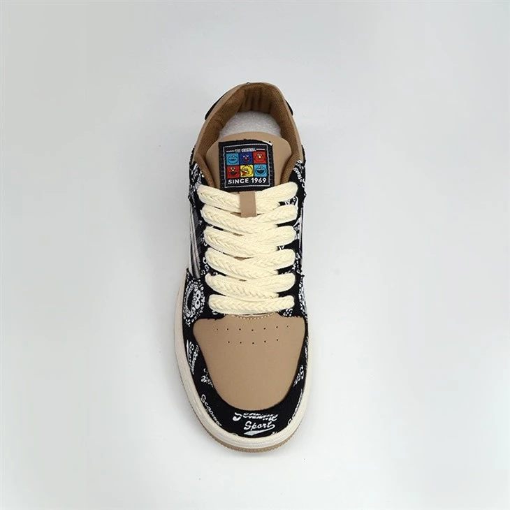New Arrival Casual Style Sports Sneaker